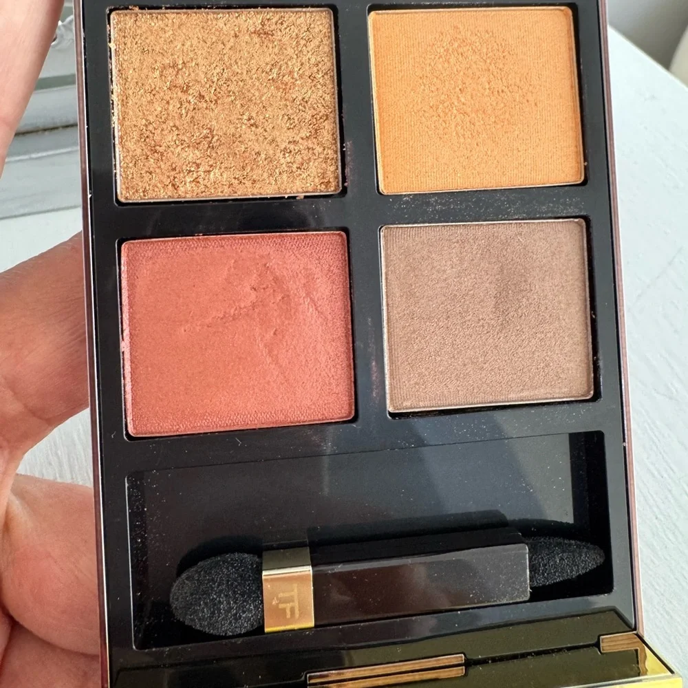 Tom Ford Eyeshadow Quad COLOR 26 LEOPARD SUN